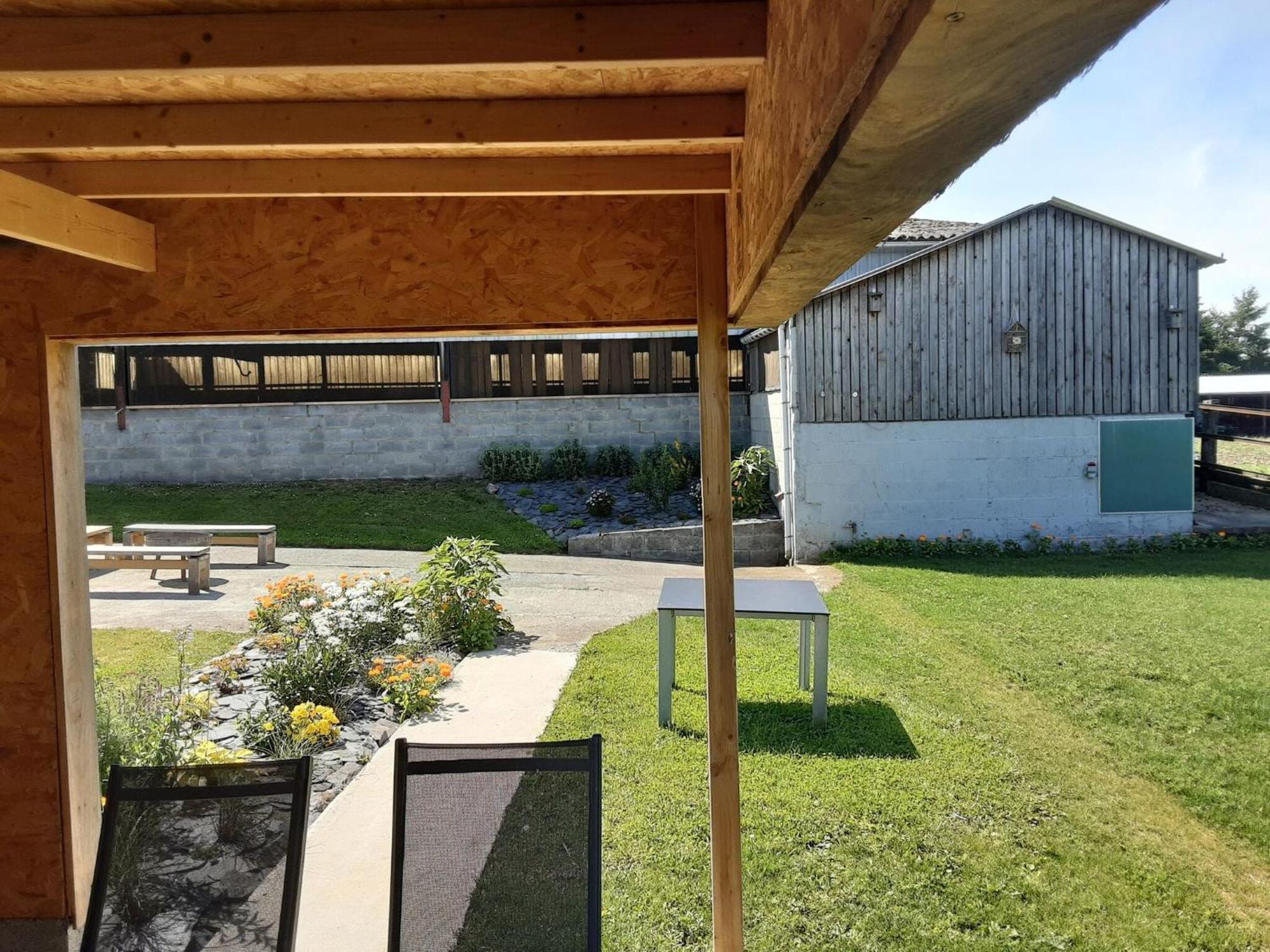 Pretty Farmhouse In Houffalize With Courtyard Ngoại thất bức ảnh