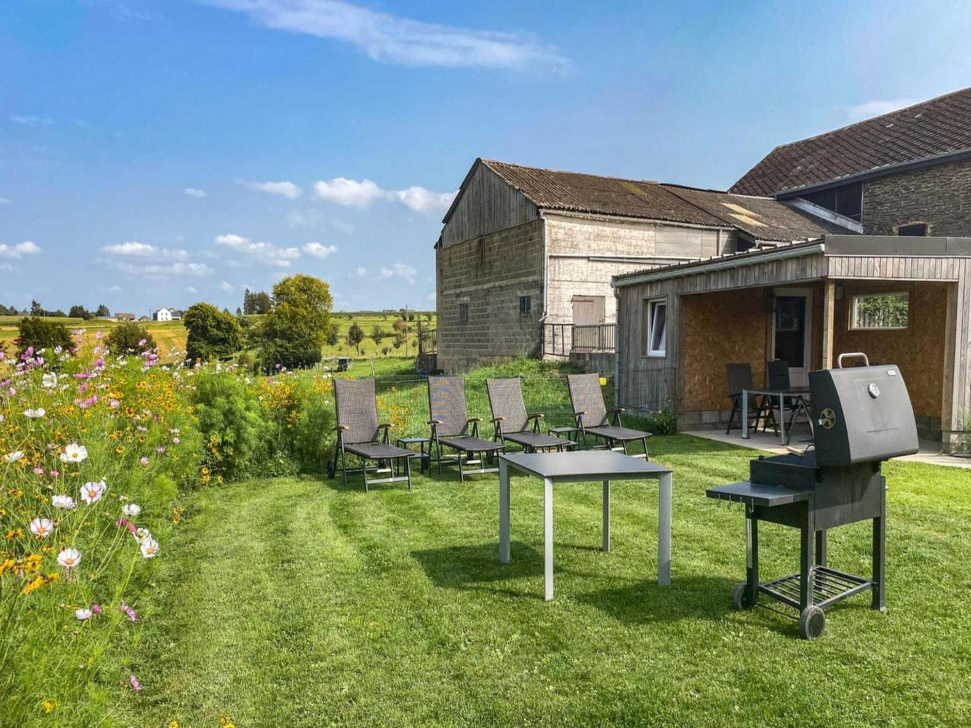Pretty Farmhouse In Houffalize With Courtyard Ngoại thất bức ảnh